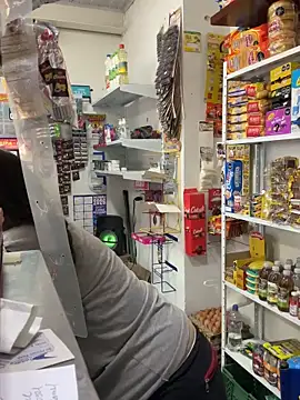 IAM_VALERI's cam snapshot