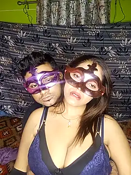 Exotic_couple_38's cam snapshot