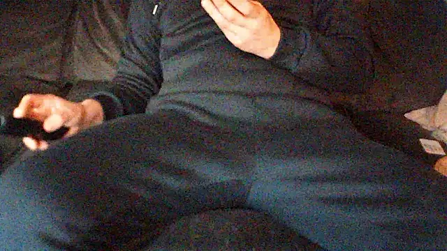 Meistro30's cam snapshot