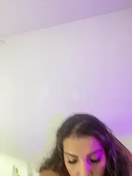 ISIS17_EF's cam snapshot