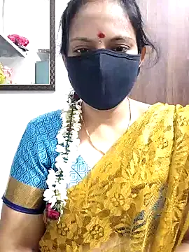 Queen-Neha's cam snapshot