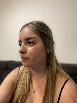 imlindapink's cam snapshot