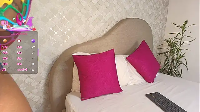 RILLEY_ALLEN's cam snapshot