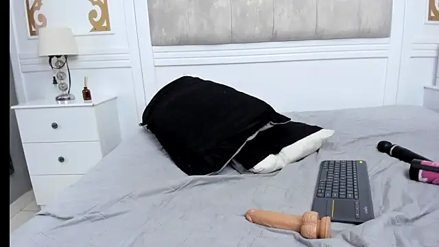 SilvanaOwen's cam snapshot