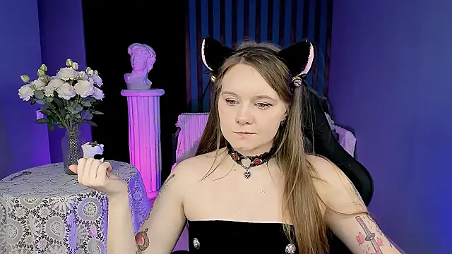 auroranelson's cam snapshot