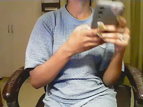 short_girl_'s cam snapshot