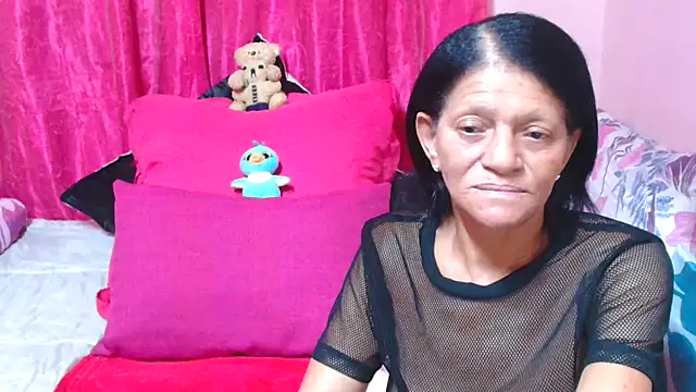 SLUTTYROXY's cam snapshot