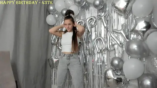 why_again_me's cam snapshot