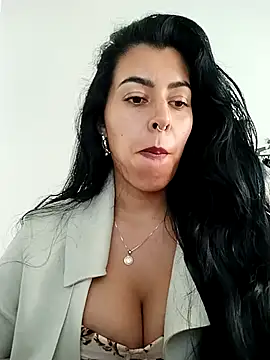 Luianna's cam snapshot