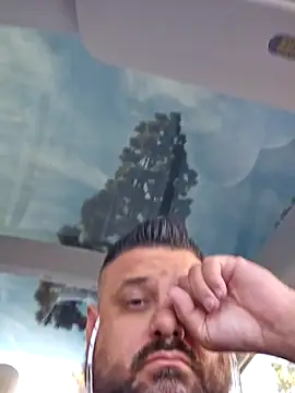 Roddog18's cam snapshot