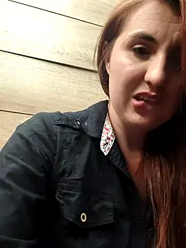 Alyah_1-2's cam snapshot