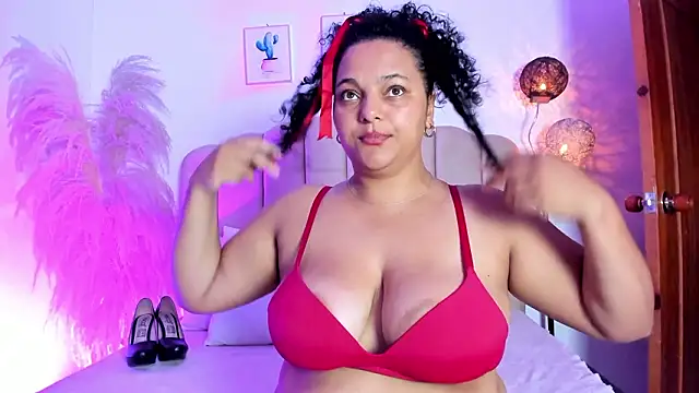 _aithanaa_'s cam snapshot