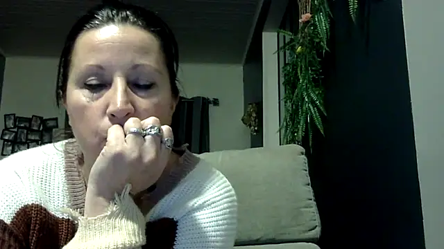 feline27 live sex cam