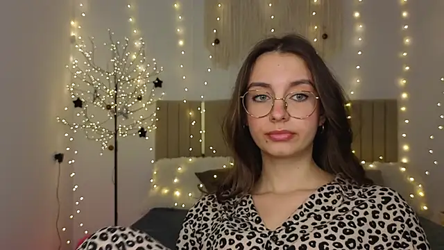 Real_cutie1's cam snapshot