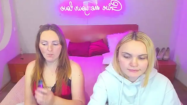 MagicEyess's cam snapshot