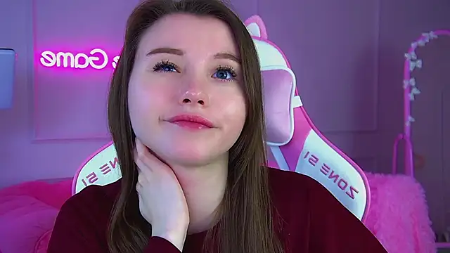 KeiraAsti's cam snapshot