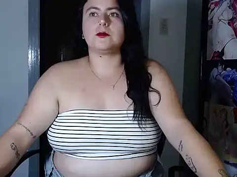 Emacollins_'s cam snapshot