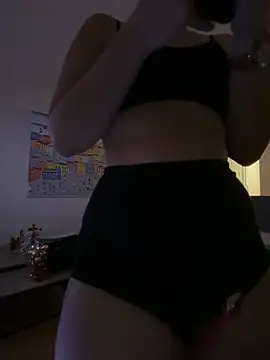 TheCinderella's cam snapshot