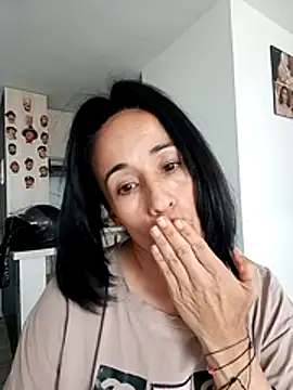 Coeur_de_luxure live sex cam