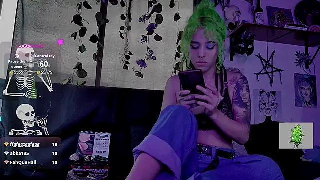 420mussa's cam snapshot