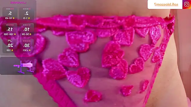 Sofi_Blossom's cam snapshot