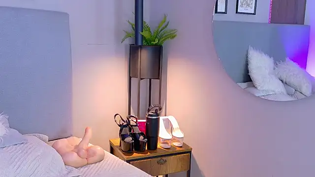 AlynAllen's cam snapshot