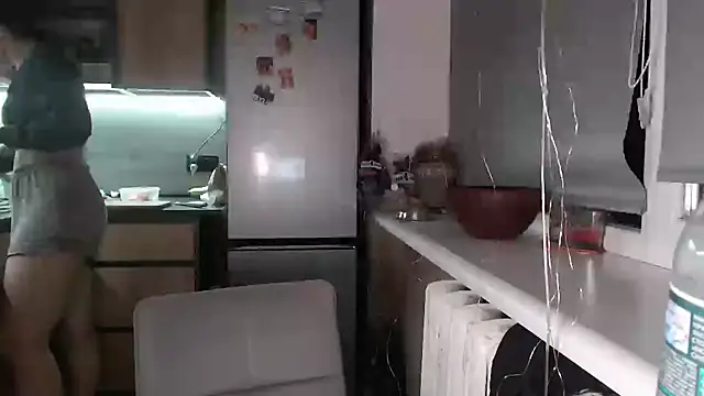 delightful_sofi's cam snapshot