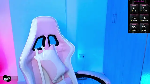 Saskyaa's cam snapshot