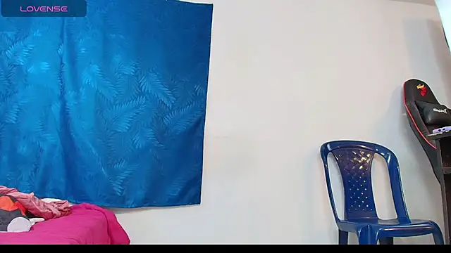 dominant_hipss's cam snapshot