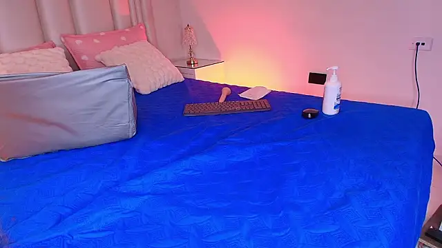 alanarose18's cam snapshot