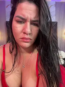 Zafira_Alabi's cam snapshot