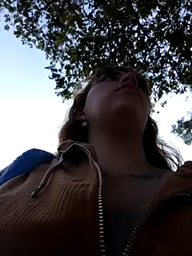 ISABELLA-01_'s cam snapshot