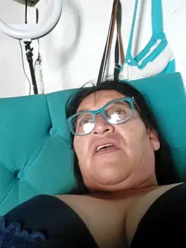 clarita_01's cam snapshot