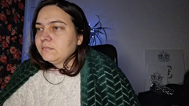 Cyndee_Winter's cam snapshot