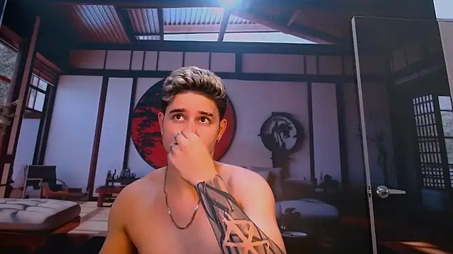 RayanLynxx's cam snapshot