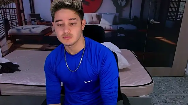 RayanLynxx's cam snapshot