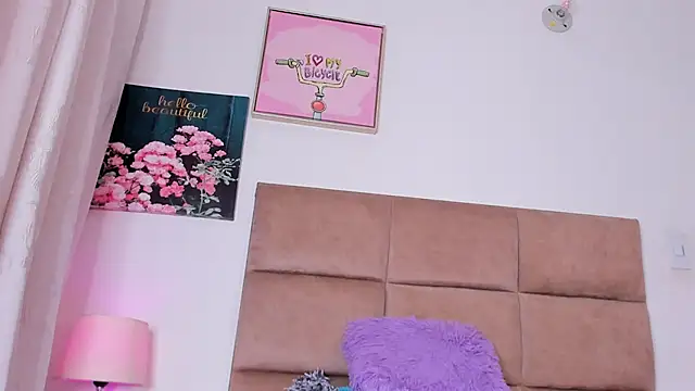 ashleycurvyy's cam snapshot