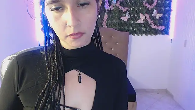 pamela_cherry_11's cam snapshot