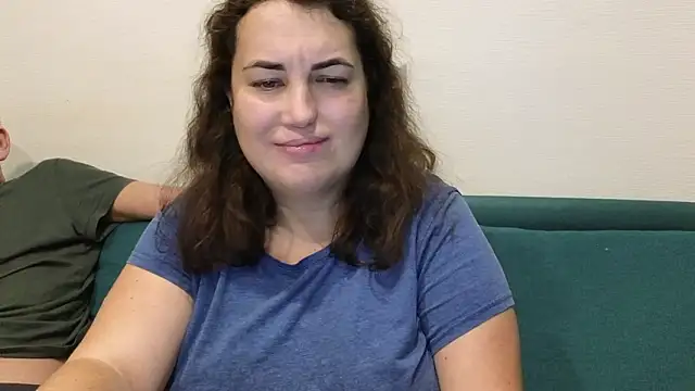 AlexAndVlada's cam snapshot