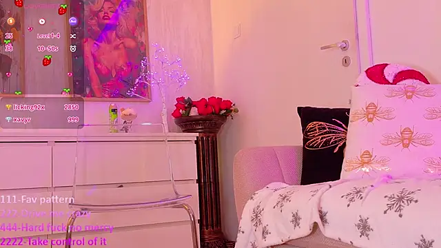 TiaBelle's cam snapshot