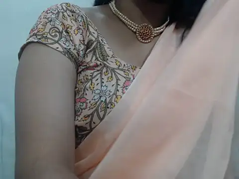 Lovely_Siri_23 live sex cam