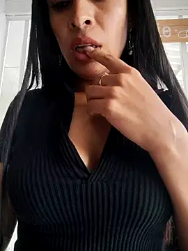 Astrid-- live sex cam