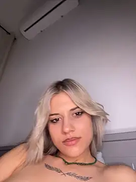 AishaKali's cam snapshot