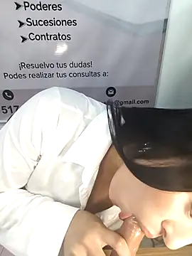 ALEJA__22's cam snapshot