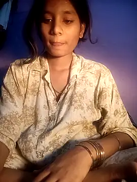 SANDHYAHOTKUMARI's cam snapshot