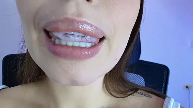 lisbet21x's cam snapshot