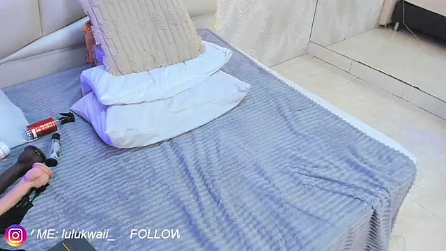 lulukawai16's cam snapshot