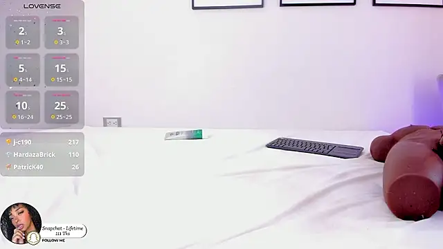 Tina_curly's cam snapshot