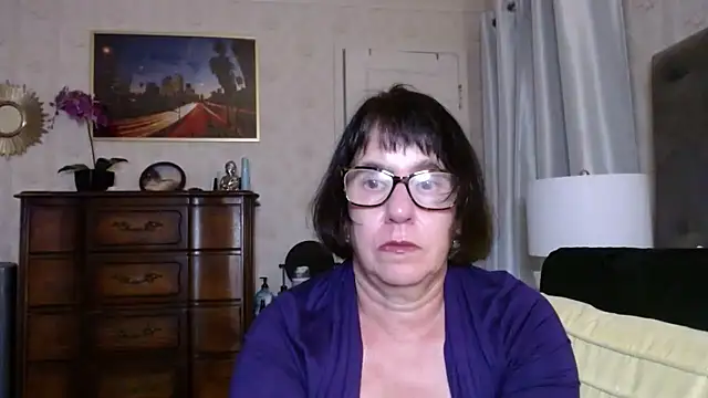 BigbustedBrenda's cam snapshot