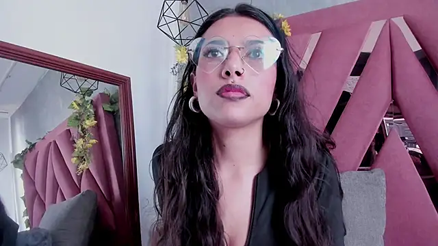 viollettaa_'s cam snapshot